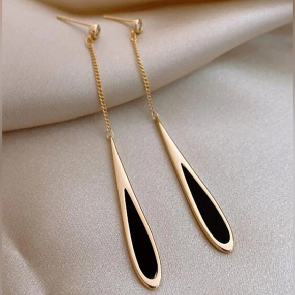 Raindrop Earrings - Picture 7 of 15